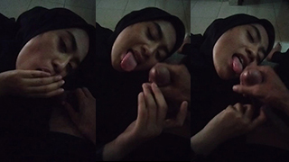 Dinda Berhijab Bikin Heboh, Temani Pacar Sampai Puas