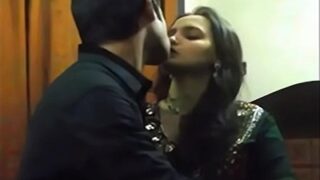Gadis Mumbai Menggila Menikmati Batang Keras Pacarnya