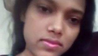 Masturbasi Gadis Desi Kaitlyn Yang Menggoda