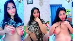 Tante Indo Ganas Menggoda Uting Dengan Lidahnya Yang Liar