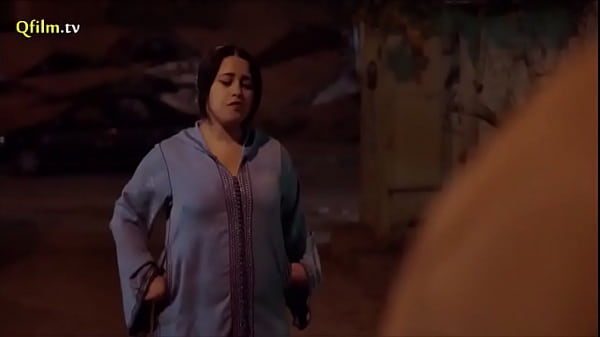 Ibu Arab Berhijab Bokong Besar Dikremi