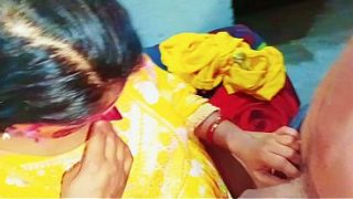 Bokep India Bhabhi Ketat Memek Ditusuk Posisi Sendok, Suara Erotis Merintih Dalam Bahasa Hindi