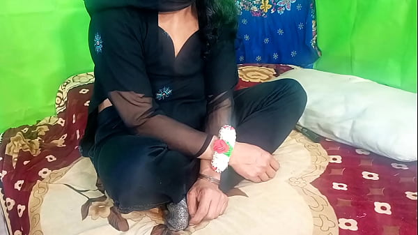 Bhabhi Muslim Seksi Berdaster Dihardcore Anusnya Sama Kontol Dewa India, Doggystyle Anal Sampai Tembus