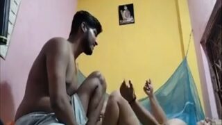 Cowok Ngentot Adik Tiri Montoknya Dalam Adegan Panas Bangla