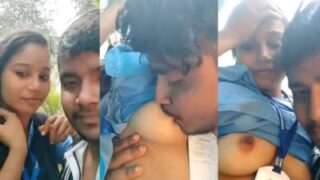 Payudara Mahasiswi Diisap Di Alam Terbuka