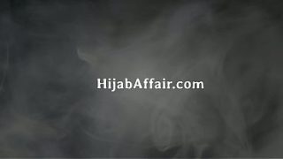 Ibu Tiri Arab Kira Kontolku Lampu, Sampe Ujungnya Basah Baru Sadar.