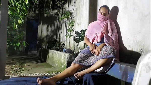Kisah Mesra Desi Yang Menggoda