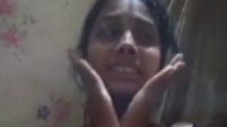 Goyang-goyang Dada Montok Gadis Desa Bangladesh Yang Malu-malu Tapi Nakal