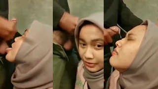 Jilbab Basah Kena Muncrat Kontol Pacar Di Tempat Sepi.