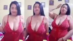 Mami Vindi Pamer Tubuh Panas Pake Lingerie Merah, Bikin Crot