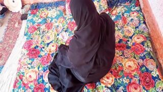 Pakistani Aapa Ngejilat Kontol Bhaijaan Sampe Ke Dalem Chut