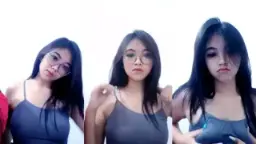 Uting Toket Bulat Vanii Nakal Live Bareng Bestie, Mulus Goyang Seru Bikin Ngaceng