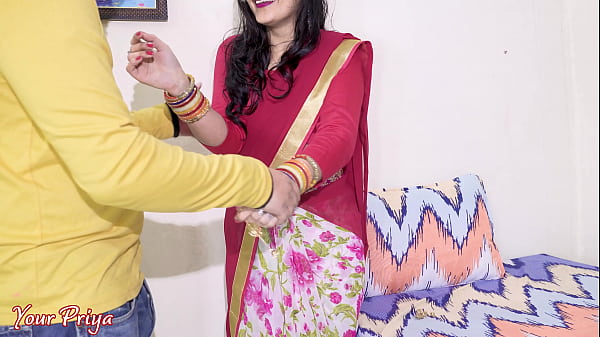 Desi Bhabhi Ngentot Kasar Di Lubang Belakang Abis Ngewe Mulut Dalam-dalam. Video Bokep Hindi.