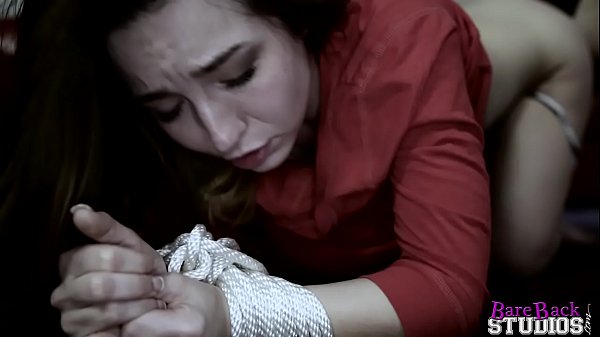 Bambi Brooks, Si Anak Tiri Yang Kupaksa, Ngerasain Batinku Yang Ngebuat Dia Makin Liar.
