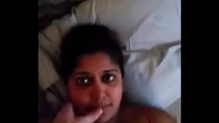 Wanita India Seksi Bikin Ngiler, Tubuhnya Bikin Pengen Ngerasain.