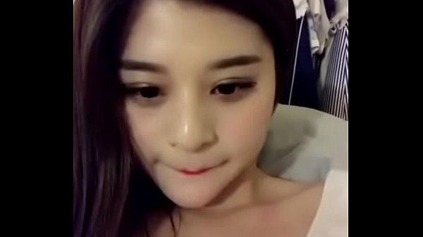 Cewek China Colong Colongan Di Kamar Mandi, Bikin Makin Erotis