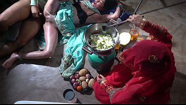Dapur Mami Tiri, Resep Panas Bikin Monyet Basah
