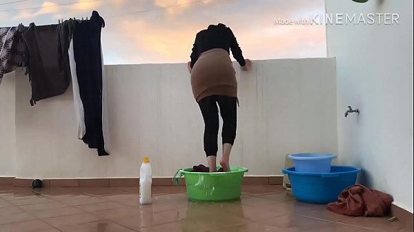 Hijab Bokong Kaki, Bikin Nafsu Naik.