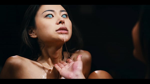 Ritual Panas Berubah Jadi Ngewe Lesbian Gila Saat Cewek Asia Kehilangan Akal