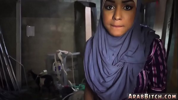 Cewek Arab Abg Sama Ibu-ibu Muslim, Titik Jatuhnya Pantat, 23 Km Dari Luar Kota.