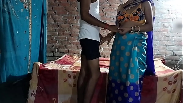 भाभी ने देवर के साथ खूब चुदाई की, रात भर मस्ती का मजा लिया