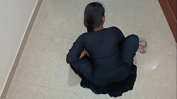 Maid Desi India Panas Ngentot Memek Sama Bos Kamar, Suara Hindi Jelas Bikin Makin Bernafsu