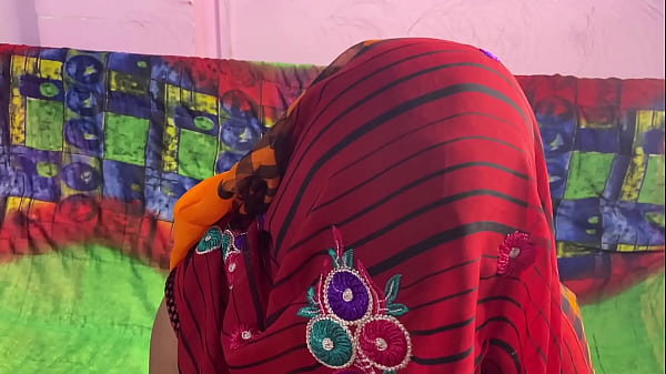 Sasur Ne Apni Bahu Ko Jab Wo Sone Jaa Rahi Thi, Gand Mar Di, Desi Indian Garam Chudai Ka Viral Mms, Hindi Voice Mein.