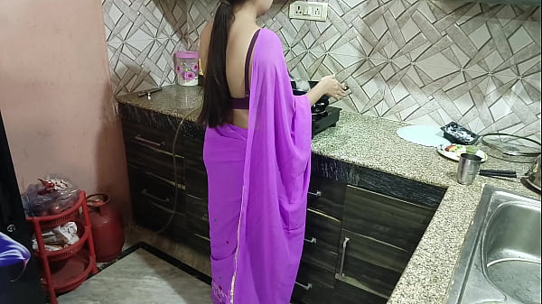 Gadis India Desi, Ibu Tiri, Kasih Kejutan Buat Vivek Di Hari Ulang Tahunnya, Ngomong Mesum Pake Suara Hindi Bikin Makin Panas.