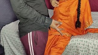 Dever Ne Desi Bhabhi Ki Chut Ki Pyaas Bujhai, Garmi Se Tapati Hui Raat Mein Jab Bhabhi Ne Apni Gili Gili Chut Ko Dewar Ke Munh Mein De Diya.