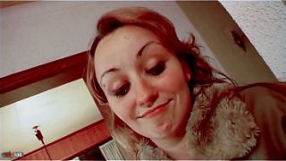 Krystal Si Arab Seksi Digoda Dan Digenjot Keras Di Sofa Sama Terry