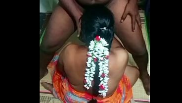 Ibu Rumah Tangga India Digenjot Habis Sama Paman Kampung
