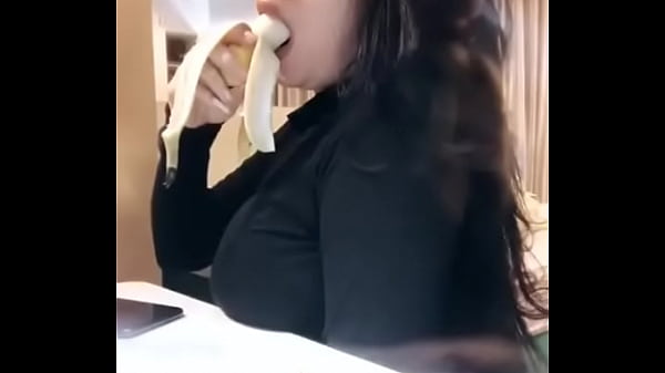 Monica Adhea, Cewek Model Indo, Lagi Ngewe Hot Sambil Blowjob, Bikin Horny Banget.