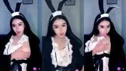 Helena Jilat Teteknya Sendiri Sampe Basah Kuyup