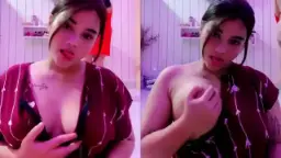Kimmy Toge Mango, Goyangin Pantatmu Biar Makin Basah, Id 71966778