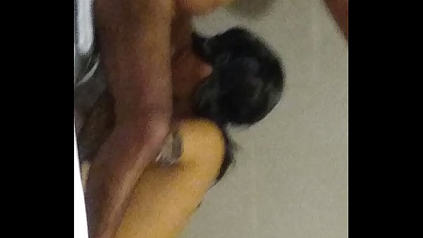 Neha Colok Kontol Kakak Tiri Sambil Mandi, Suara Desahan Basah Bikin Makin Panas
