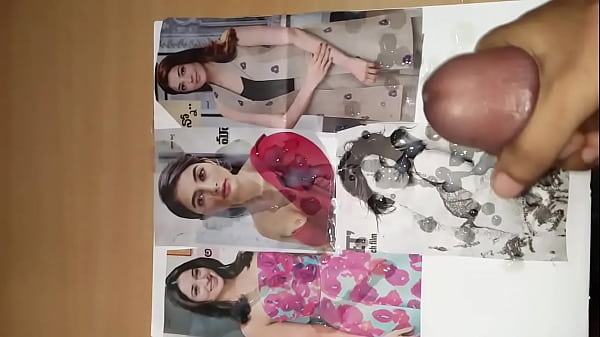 Tribute Air Maniku Untuk Para Artis India Yang Bikin Ngaceng