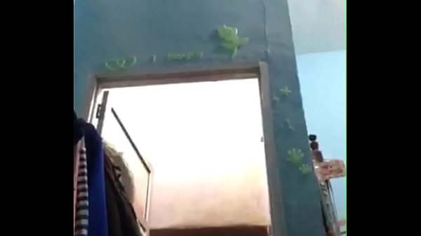 Cewek Indonesia Lagi Mandi Di Depan Webcam, Basah-basah Bikin Nafsu Naik