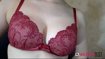 Bokep Jepang Montok, Kontolnya Dimasukin Dalem Sampe Crot Di Memek
