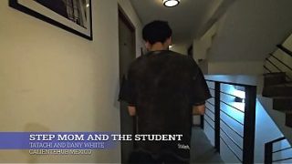 Ibu Tiri Dan Muridnya Lagi Panas-panasnya