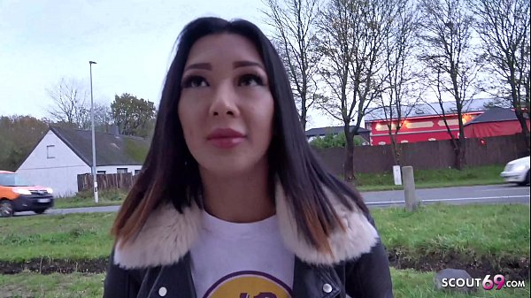 Jerman Ngintip – Cewek Thailand Muda Dari Flensburg Di Casting Jalanan Beneran Digocok