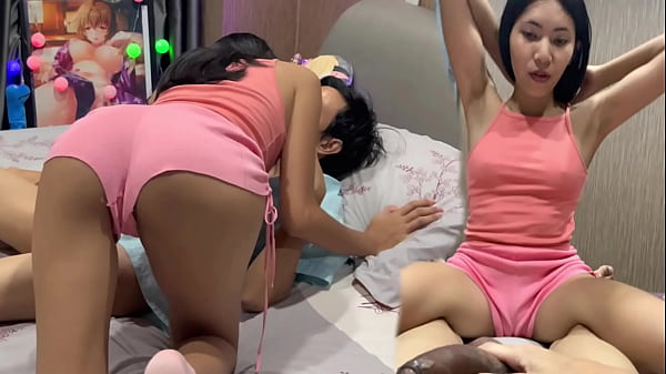 Ibu Tiri Panas Puasin Nafsu Gue, Dia Juga Rela Gue Rekam Semuanya!!