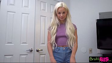 Si Blonde Nakal Elsa Jean: “kasih Duitmu, Aku Hisap Kontolmu Sampai Kering”