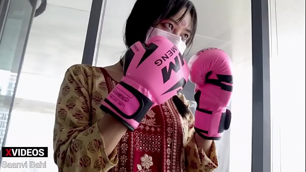 Gadis Petarung Ufc Desi, Pukulannya Bikin Merinding Kayak Lagi Nge-seks