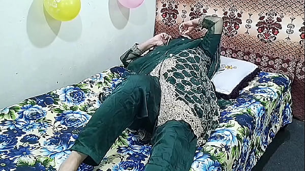 Seorang Wanita India Yang Sudah Menikah Memanggil Seorang Pemuda, Lalu Mereka Bercinta Dengan Kasar, Audio Hindi, Seks Desi Yang Panas.