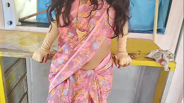 কামওয়ালি বাই আর মালিকের দেশি চুদাচুদি