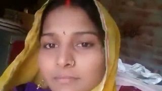Desi Rand Nikal Li Apna Bhiga Hua Choot Aur Kadak Chuchiya Dikhane