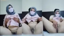 Hijab Camilla Dicolek Sampai Ngenyang, Makin Seru Pas Omekin Om