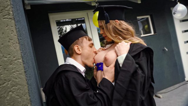 Reality Kings – College Graduanal