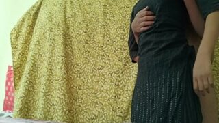 Video Mesum Pasangan Hot, Suami Ngewe Istri Di Ranjang