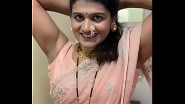 Wanita India Seksi Pamer Ketiak Basah Bikin Liur